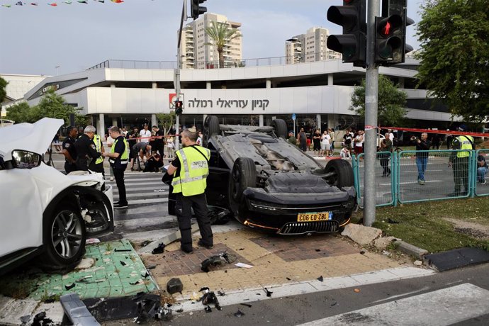 RAMLA, April 26, 2024  -- Israeli police work at the site of a car accident in which Israel's Minister of National Security Itamar Ben-Gvir was lightly injured in Ramla, Israel, on April 26, 2024. Ben-Gvir was lightly injured after his car ran a red light
