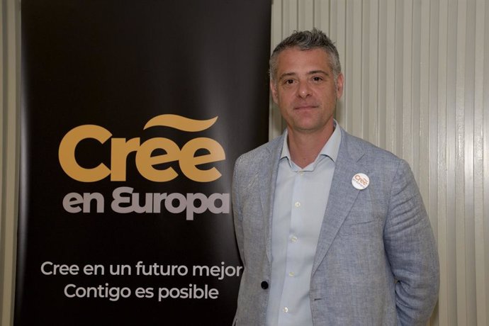El candidato de Cree en Europa, César Vera, a las elecciones europeas del 9 de junio