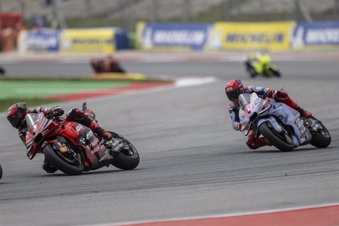 Archivo - Francesco Bagnaia y Marc Márquez