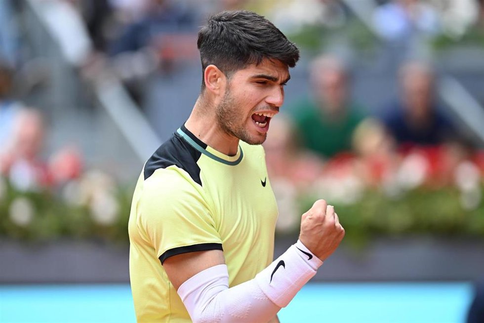 Carlos Alcaraz durante su partido en el Mutua Madrid Open, a 28 de abril de 2024, en Madrid (España).