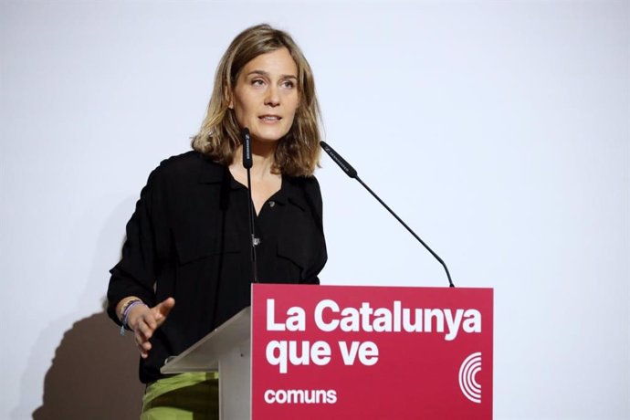 La candidata de Comuns-Sumar a la presidencia de la Generalitat, Jéssica Albiach, en el Consell Nacional de su partido en Barcelona el 20 de abril de 2024.