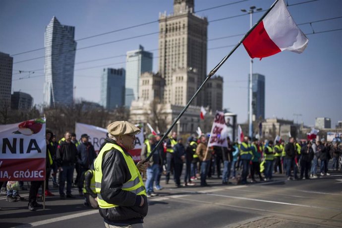 Archivo - Imagen de archivo de una protesta de agricultores en Polonia.
