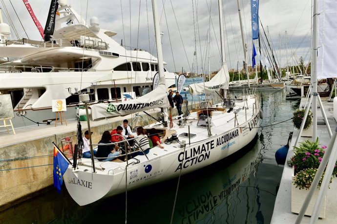 Velero Galaxie en el Palma International Boat Show