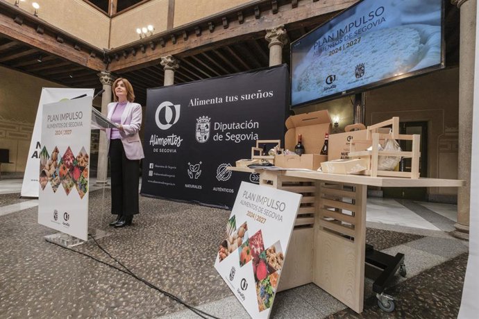 La diputada de Promoción Provincial, Magdalena Rodríguez, en la presentación del 'Plan Impulso de Alimentos de Segovia 2024-2027'.