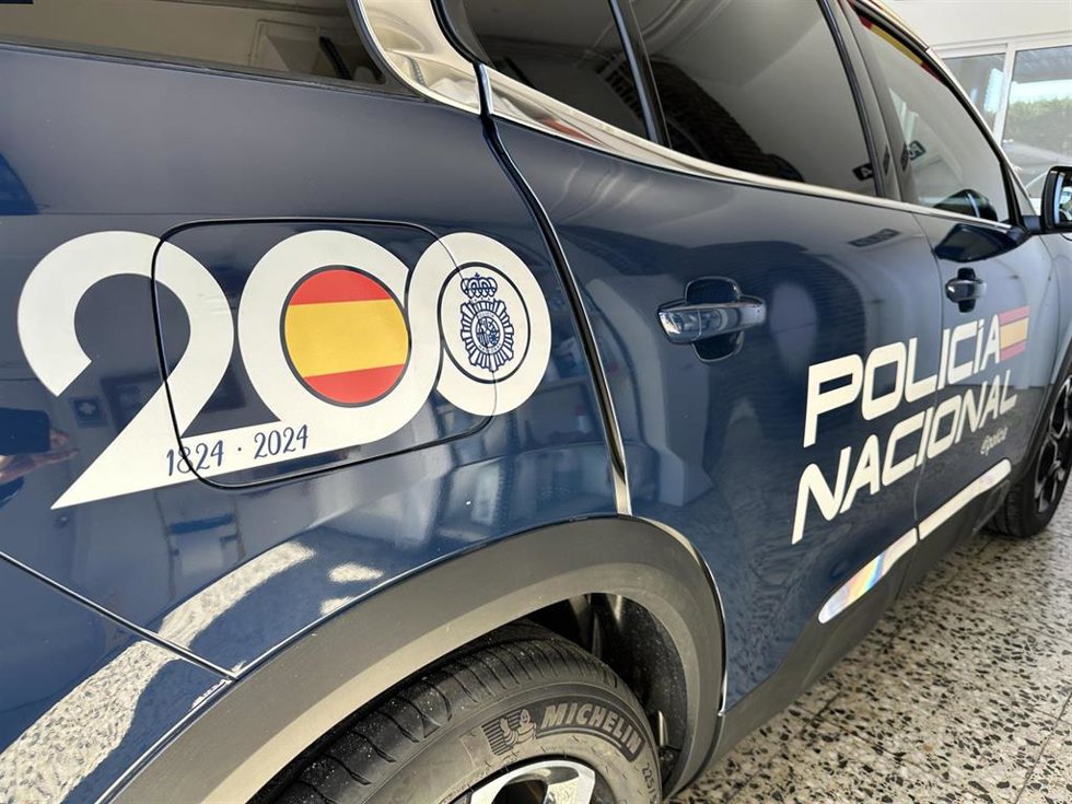 Vehículo de la Policía Nacional