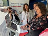 Foto: La Junta valora la labor de promoción de hábitos saludables de 'La Ruta Enfermera', que recala en Sevilla