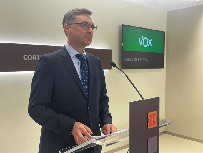Fernando Civiac, diputado de VOX en las Cortes de Aragón