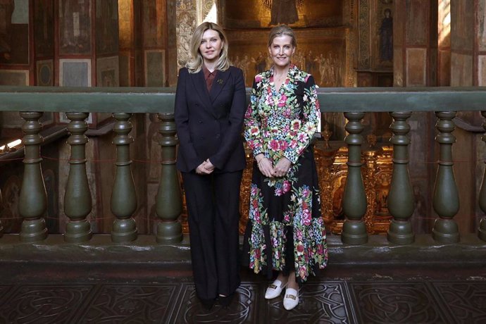 La primera dama de Ucrania, Olena Zelenska, y la duquesa de Edimburgo, Sofía