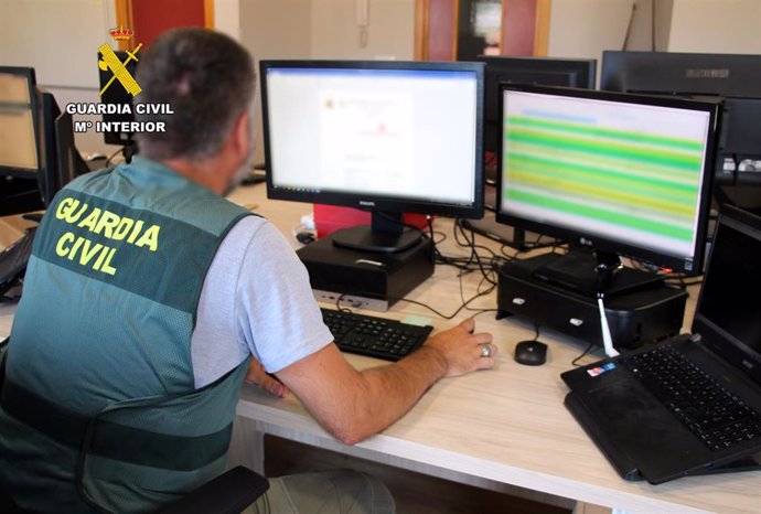 La Guardia Civil detecta una nueva ciberestafa dirigida a hosteleros de Cantabria por supuestos impagos de luz 