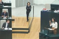 Almeida tilda de "inadmisibles" las afirmaciones de Maestre: "Está tardando en volver y pedir disculpas"