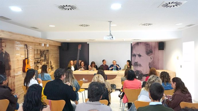 Reunión de la Oficina Judicial de Vera (Almería).