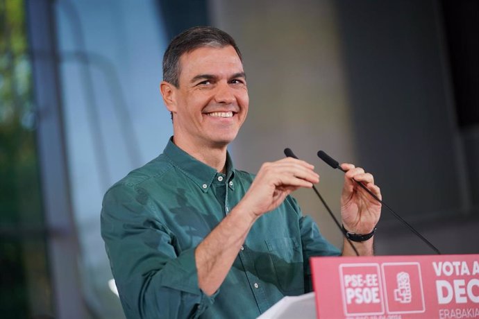 El presidente del Gobierno, Pedro Sánchez, en un acto de la campaña vasca 