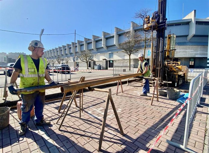Archivo - Sondeos para la construcción de aparcamiento disuasorio del Sardinero
