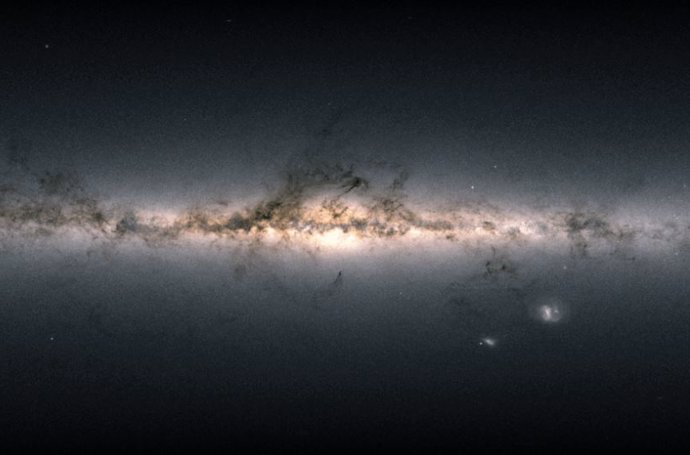 Archivo - Un estudio realizado por físicos del MIT sugiere que el núcleo gravitacional de la Vía Láctea puede tener una masa más ligera y contener menos materia oscura de lo que se pensaba anteriormente.