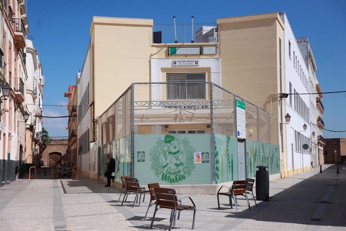 Vista de un colegio público de la ciudad de Cádiz.