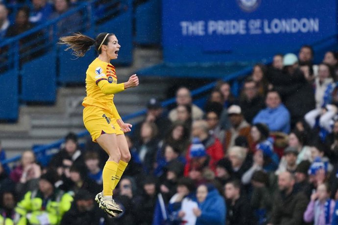 Barcelona's Aitana Bonmati celebrates scoring the opening goal during the UEFA Women’s Champions League, Semi-finals, 2nd leg football match between Chelsea FC and FC Barcelona on April 27