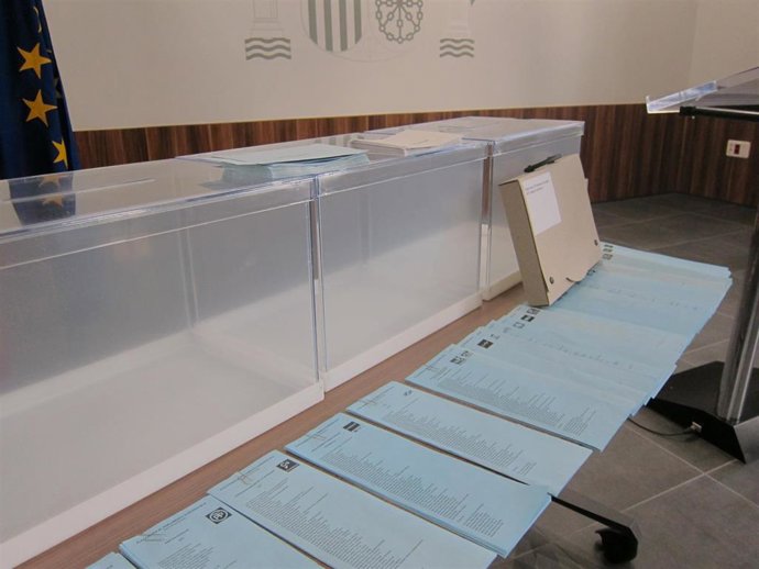 Archivo - Papeletas de elecciones europeas 