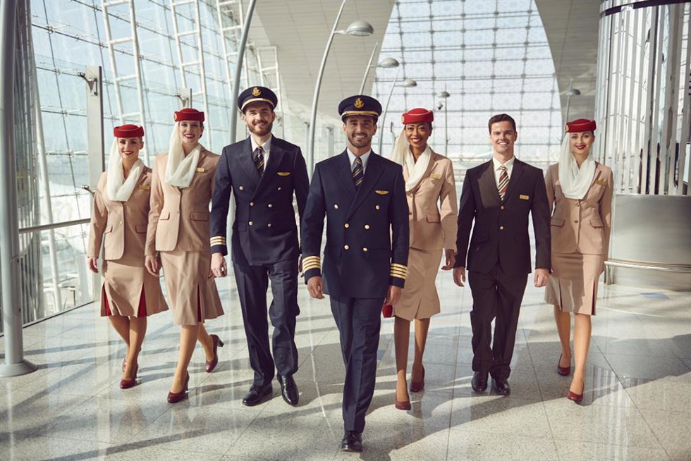 Tripulación de Emirates.