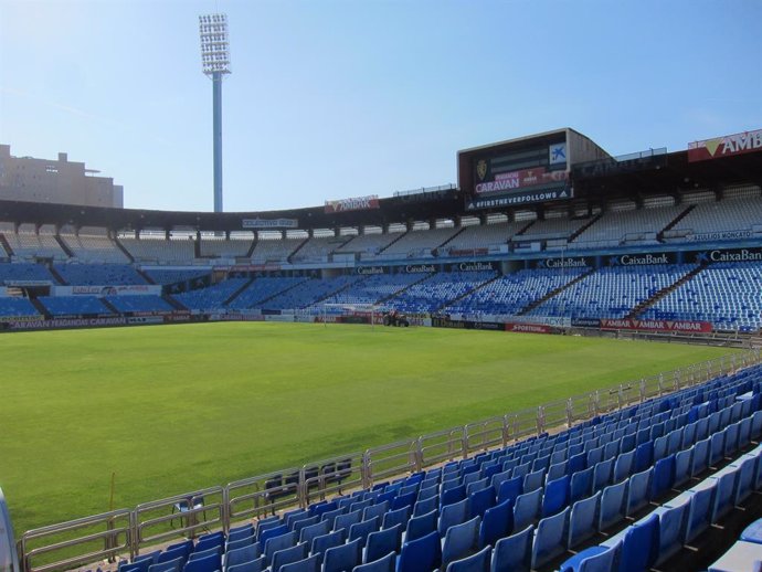 Archivo - Estadio de La Romareda, campo de fútbol