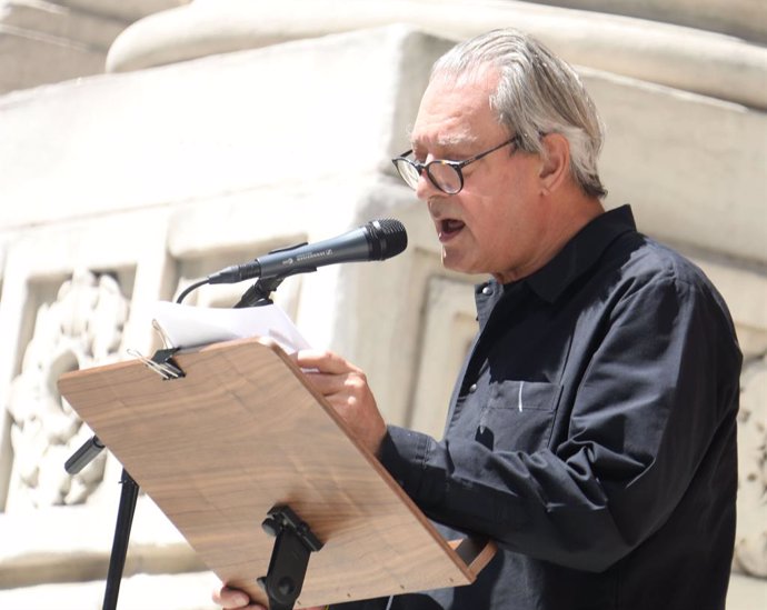 Archivo - August 19, 2022, New York, New York, USA: Author PAUL AUSTER attends the â€Stand With Salman: Defend The Freedom to Write' PEN America event held in support of Salman Rushdie, at the 42nd Street New York Public Library.