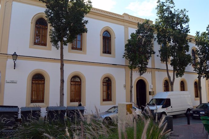 Archivo - Sede de la UNED en Almería