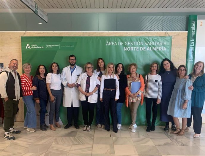 El Área Sanitaria Norte de Almería refuerza la colaboración con el Consulado Británico