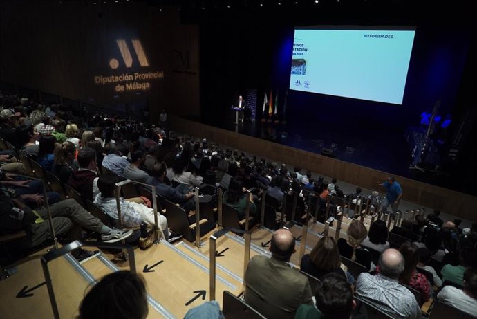 Archivo - El auditorio Edgar Neville ha acogida la gala de entrega de los premios a los ganadores en las distintas pruebas. (Foto de archivo).