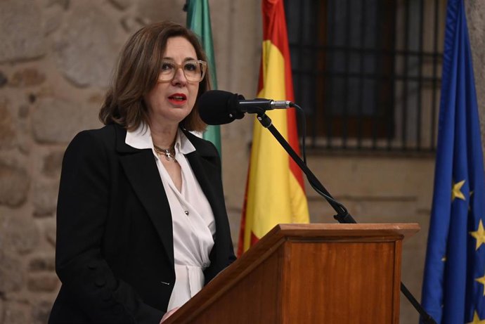 La consejera de Agricultura, Mercedes Morán, en la inauguración de la Feria del Queso de Trujillo.