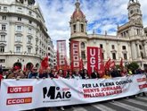 Foto: La marcha del 1 de Mayo reclama en València pleno empleo y reducir la jornada laboral: "Hay que seguir luchando"