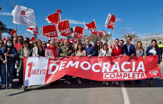 PSOE de Almería reivindica este 1 de Mayo una "democracia completa", frente a la "espiral delirante" de PP y Vox