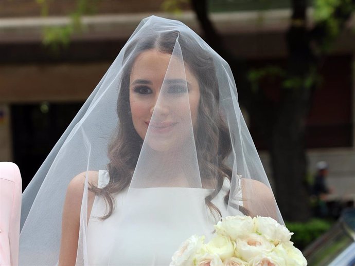 EUGENIA GIL EN SU BODA CON JAVIER GARCÍA-OBREGÓN