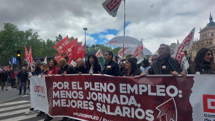 La ministra de Igualdad, Ana Redondo, durante la manifestación del 1 de mayo en Valladolid.
