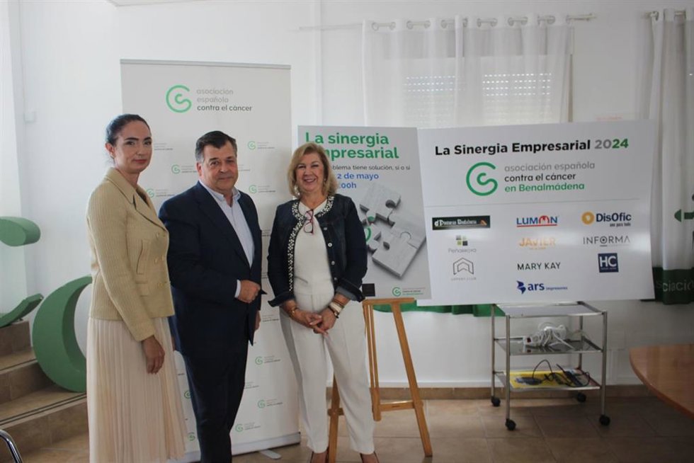 Un momento de la presentación del encuentro empresarial organizado por AECC Benalmádena sobre la responsabilidad social corporativa.