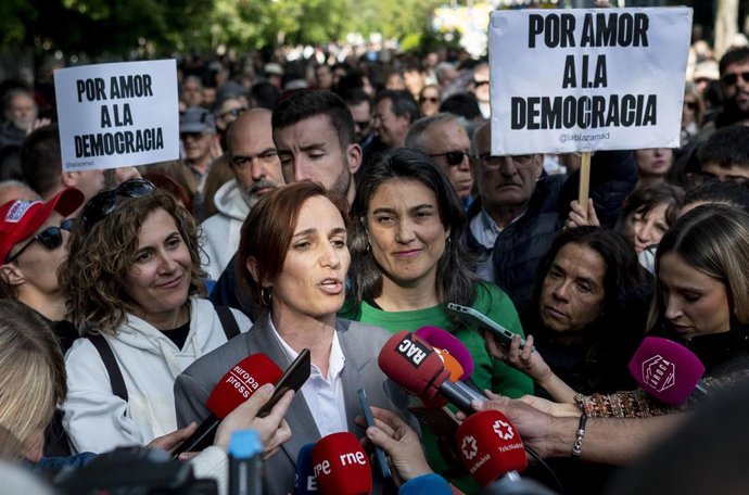 La ministra de Sanidad, Mónica García