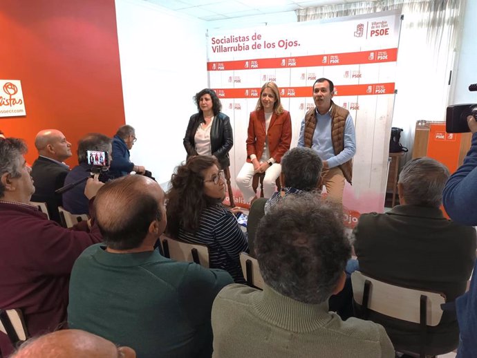 Maestre participa en el acto que ha organizado la agrupación socialista de Villarubia de los Ojos (Ciudad Real).