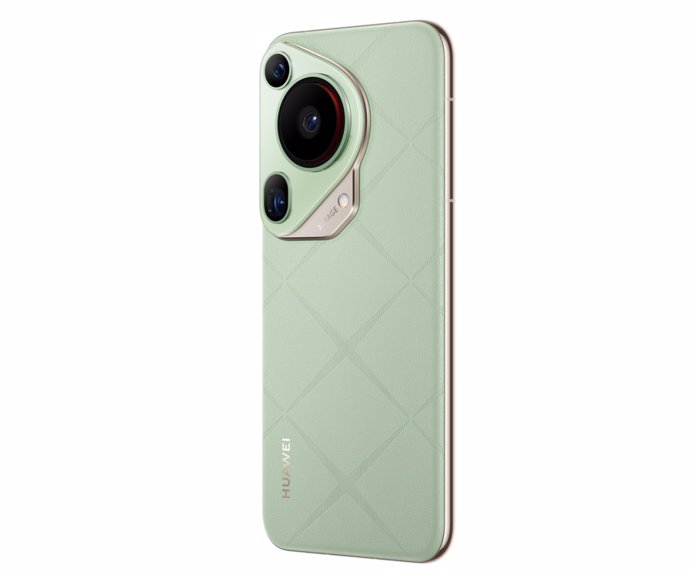 Smartphone 70 Ultra en color verde