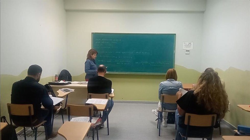 Curso de Acceso a la universidad para mayores de 25 años de la Universidad Popular en Alcalá de Guadaíra.