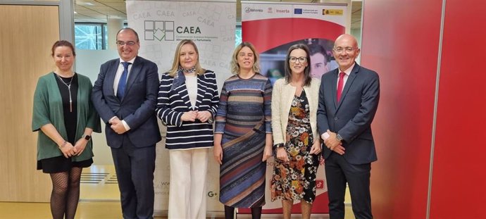 Convenio de colaboración entre Inserta Empleo y la Confederación Andaluza de Empresarios de Alimentación y Perfumería (CAEA) para fomentar el empleo de las personas con discapacidad.