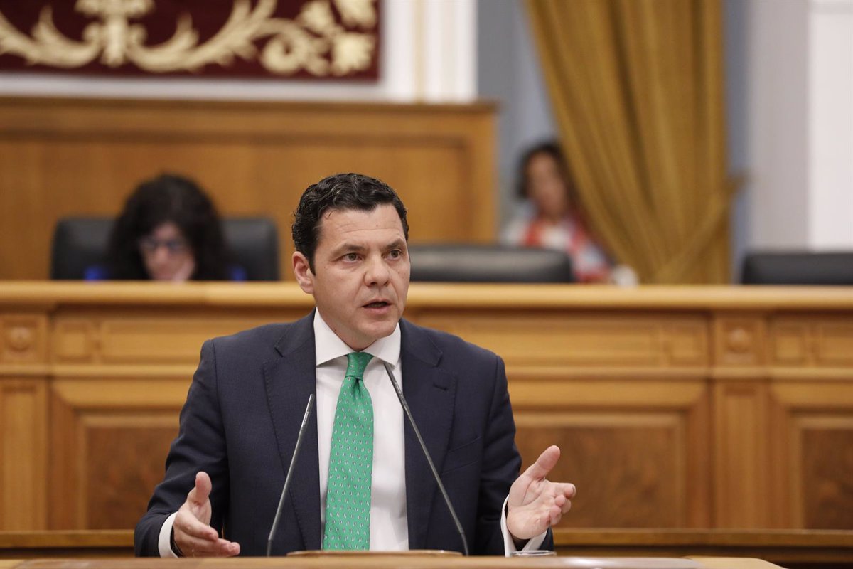 PP y PSOE afean a Vox por romper consenso en Pacto de Infancia en Cortes