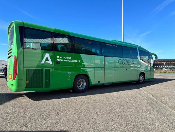 Autobus interurbano Comes en la provincia de Cádiz.