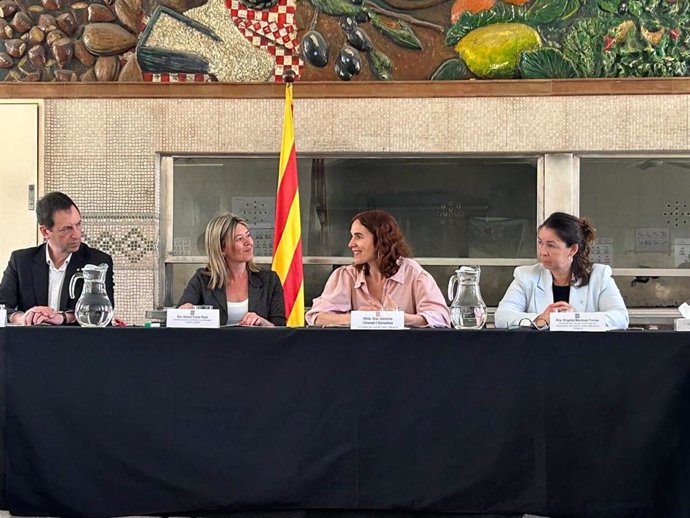 La consellera Gemma Ubasart se reúne con el equipo de justicia restaurativa de Tarragona y Terres de l'Ebre (Tarragona), donde se aplica el plan piloto 2024-2026 para garantizar el acceso a un proceso restaurativo.