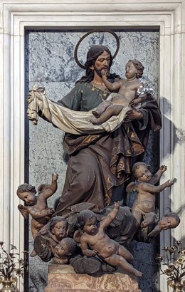 Retablo de San José y su conjunto escultórico, en la capilla del mismo nombre del templo catedralicio.