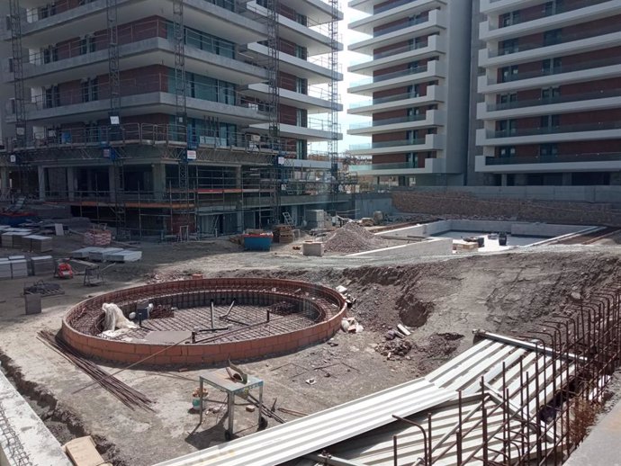 Obras para la construcción de un residencial en Almería.