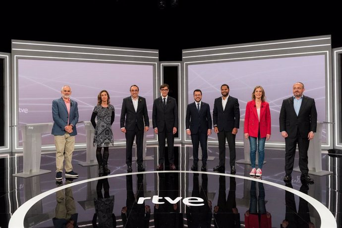 Los candidatos a las elecciones del 12M en el debate de RTVE.