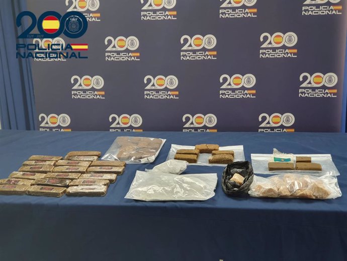 Desarticulada una organización criminal dedicada al tráfico de drogas en Sevilla.