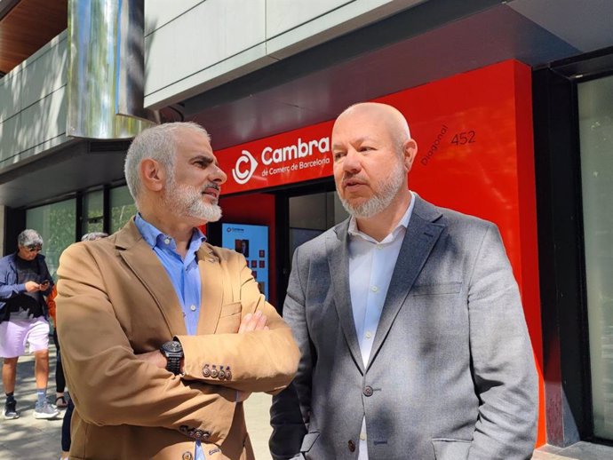 El cadidato de Cs a las elecciones catalanas, Carlos Carrizosa, tras reunirse con la Cambra de Comerç de Barcelona, el 3 de mayo de 2024.