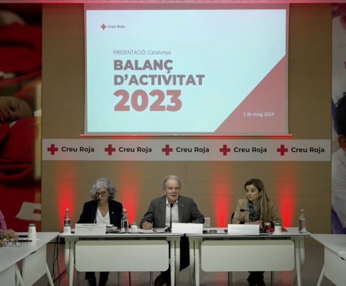 Creu Roja atendió a casi 400.000 personas en Catalunya en 2023, 160.000 en extrema vulnerabilidad