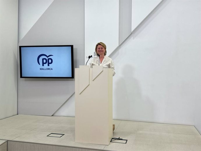 La portavoz del PP en el Consell de Mallorca, Núria Riera. Archivo.