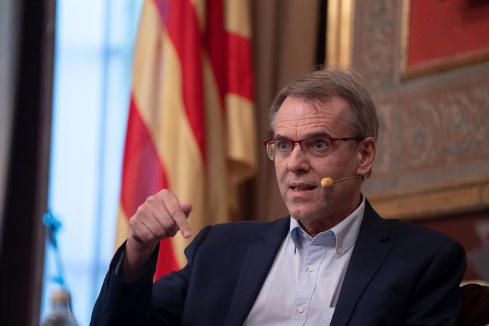 Archivo - El economista Oriol Amat 