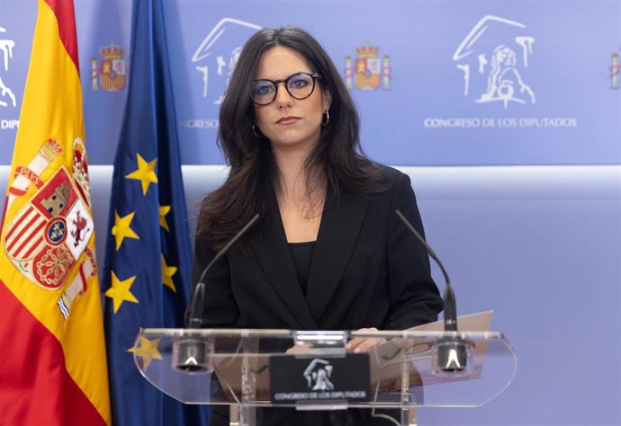 La portavoz de VOX en el Congreso, Pepa Millán, durante una rueda de prensa anterior a la Junta de Portavoces, en el Congreso de los Diputados, a 23 de abril de 2024, en Madrid (España).